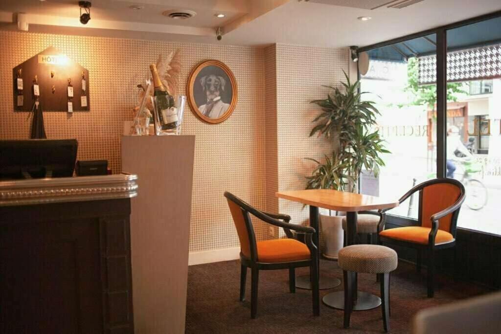 Hotel Le Franklin Paryż Zewnętrze zdjęcie